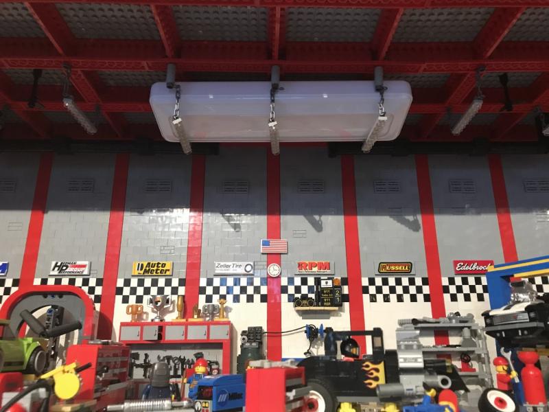 med_1544486142-Lego_Diorama_Full_Ceiling